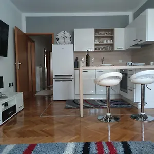 Sve U 5 Minuta , Zadar Croatia