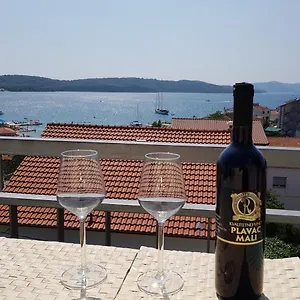 Krizanac Apartment Trogir